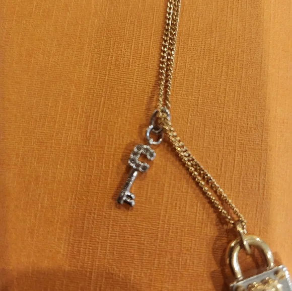 Coach Lock & Key  necklace, earrings & rings - Picture 6 of 7